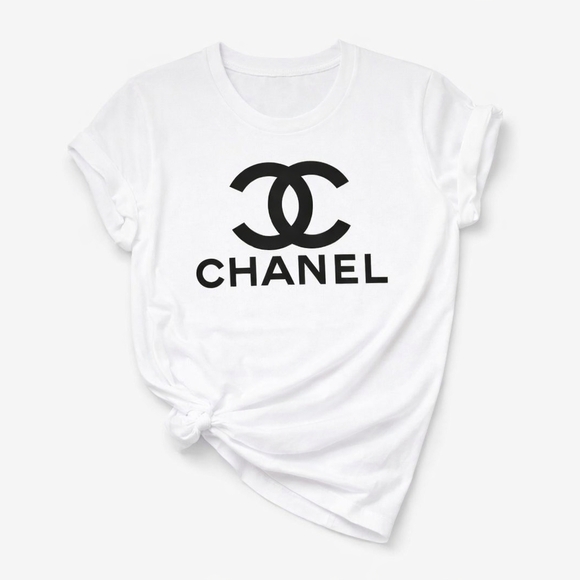 Chic Women's White Short Sleeve Tee - Picture 2 of 2